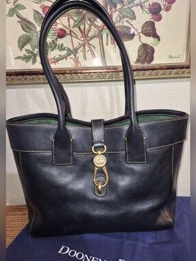 Dooney & Bourke Florentine Amelie Tote in Black, W/ Duster, J16136855